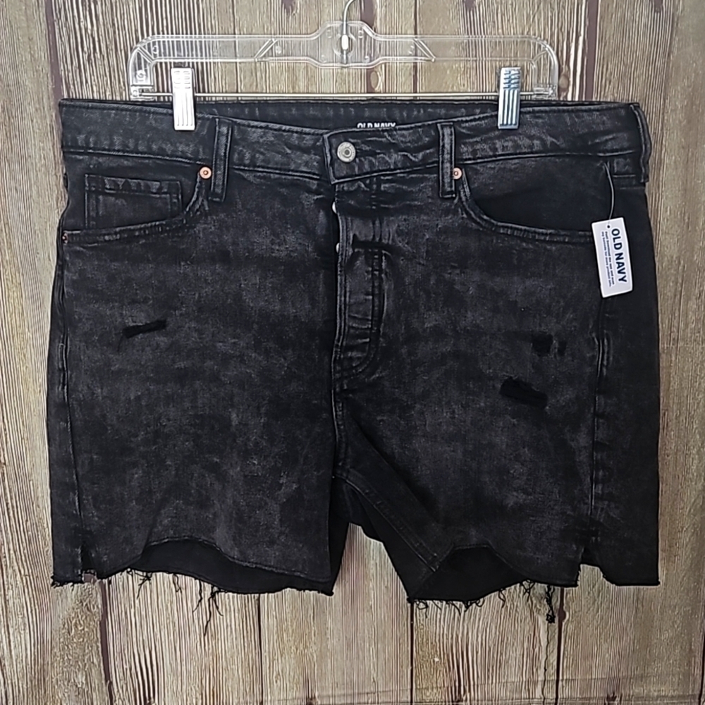 Womens Old Navy High Rise Shorts Distressed Straight Sz 16 - Picture 1 of 6